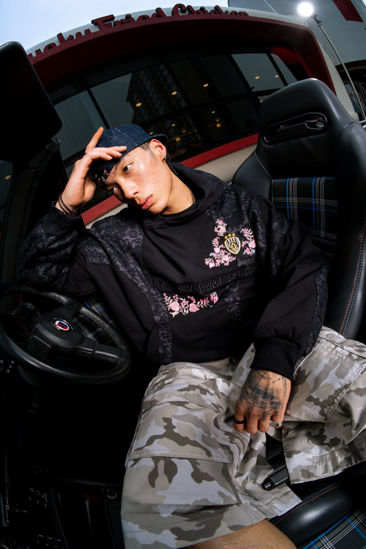 -FLOWERLACES HOODIE