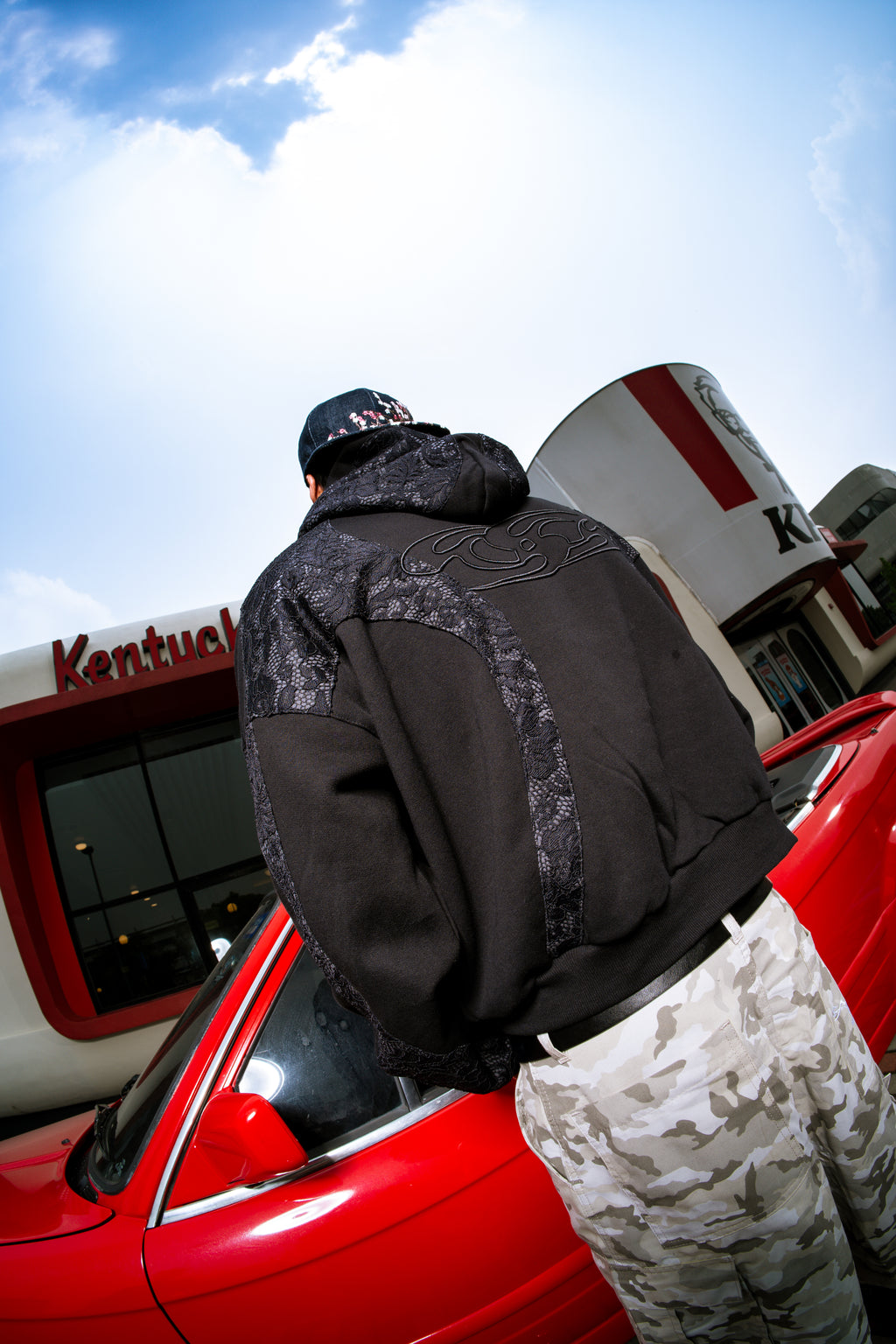 -FLOWERLACES HOODIE