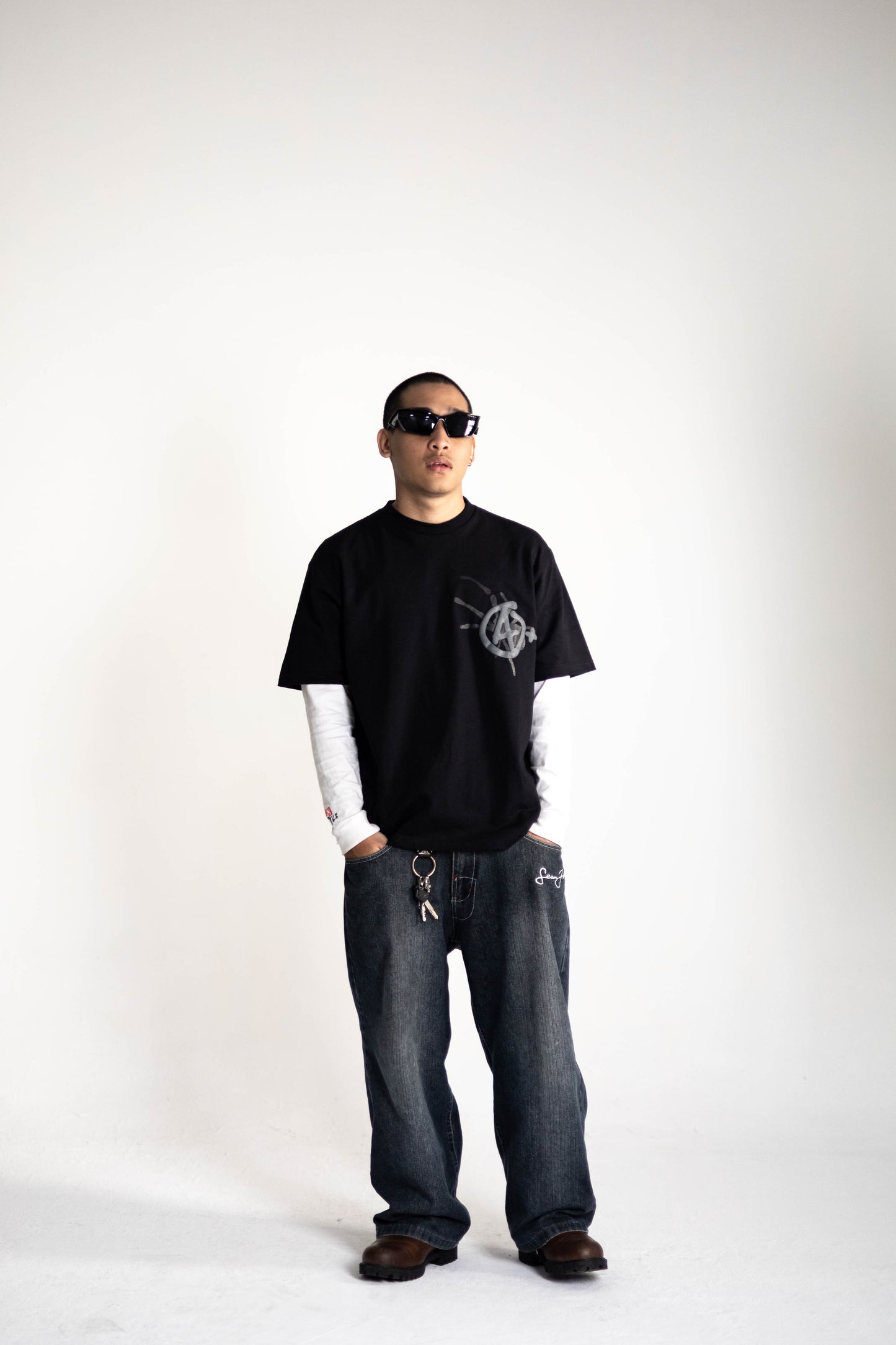 T-SHIRT BLACK
